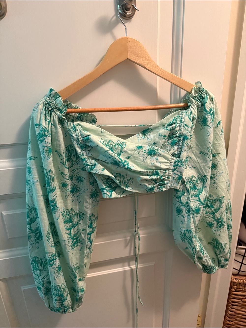 Women's Mint Green Floral Off-Shoulder Crop Top